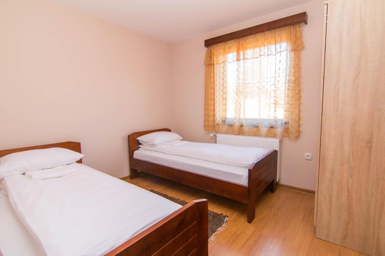 Apartmani Suncani Breg Tara Mitrovac Extérieur photo